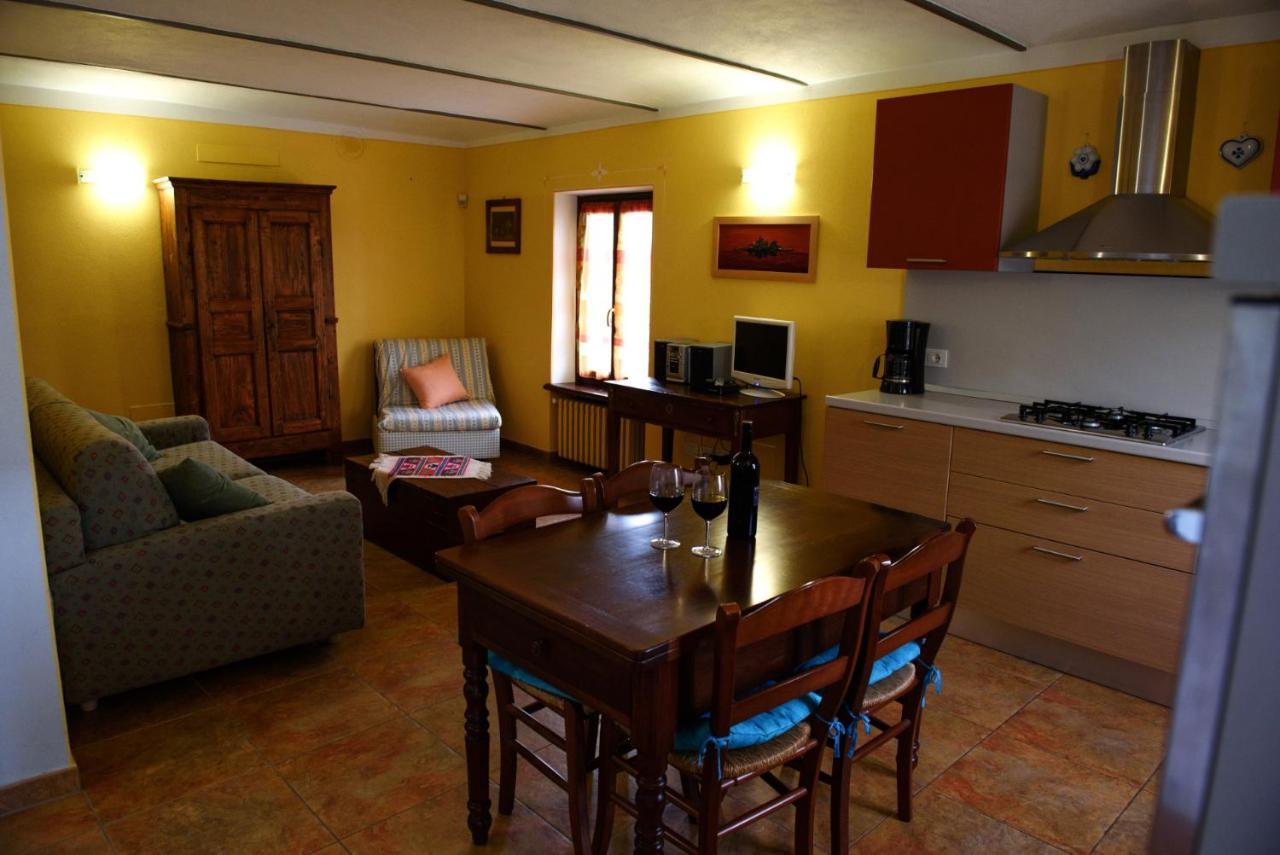 Sul Bric Dei Capalot Apartment La Morra Exterior photo