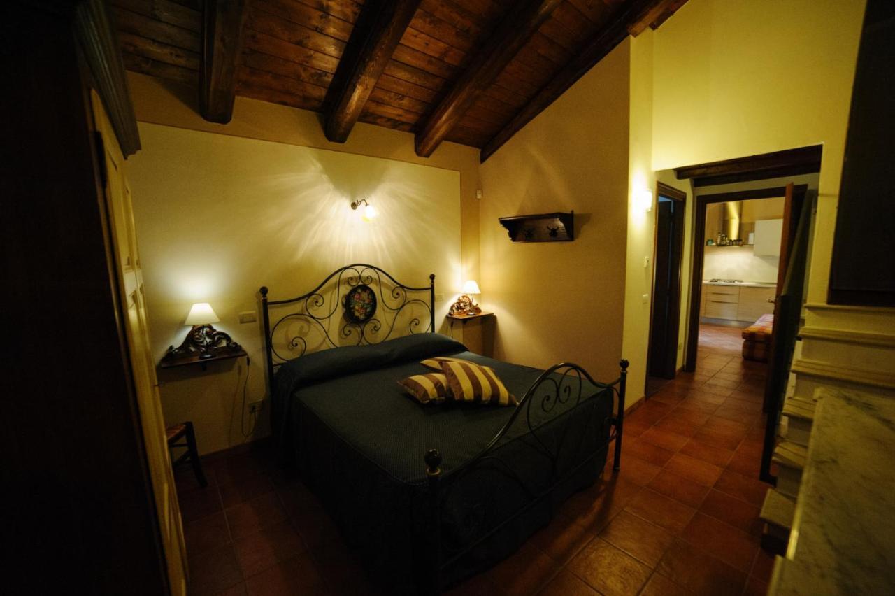 Sul Bric Dei Capalot Apartment La Morra Exterior photo